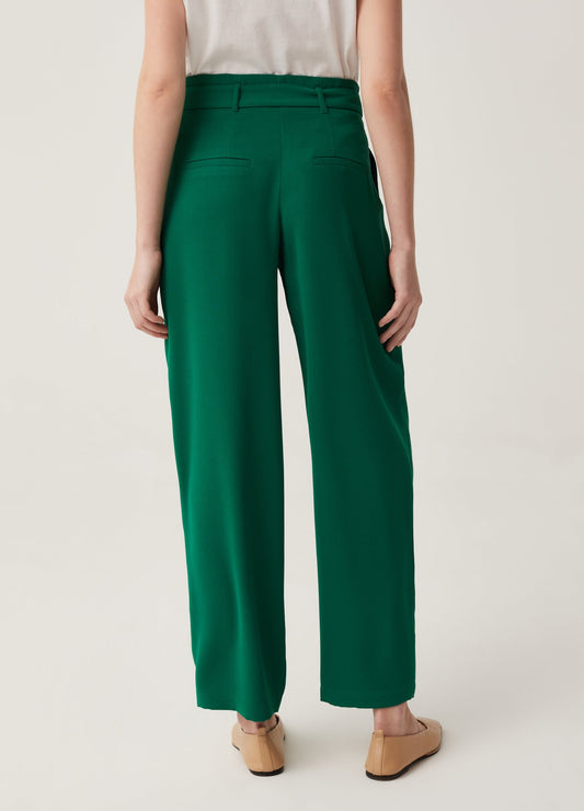 High-rise trousers with darts