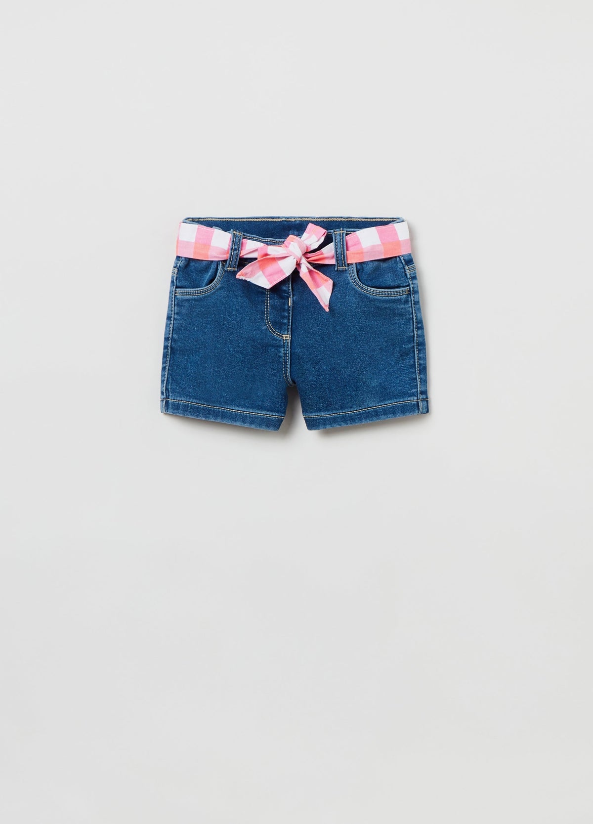 شورت جينز للفتيات الصغيرات من OVS مع حزام على شكل مربعات
