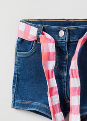 شورت جينز للفتيات الصغيرات من OVS مع حزام على شكل مربعات
