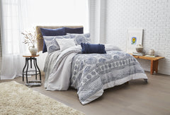 Matelasse Medallion King Duvet Cover