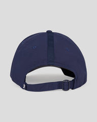 قبعة كوبالت باللون الأزرق الداكن